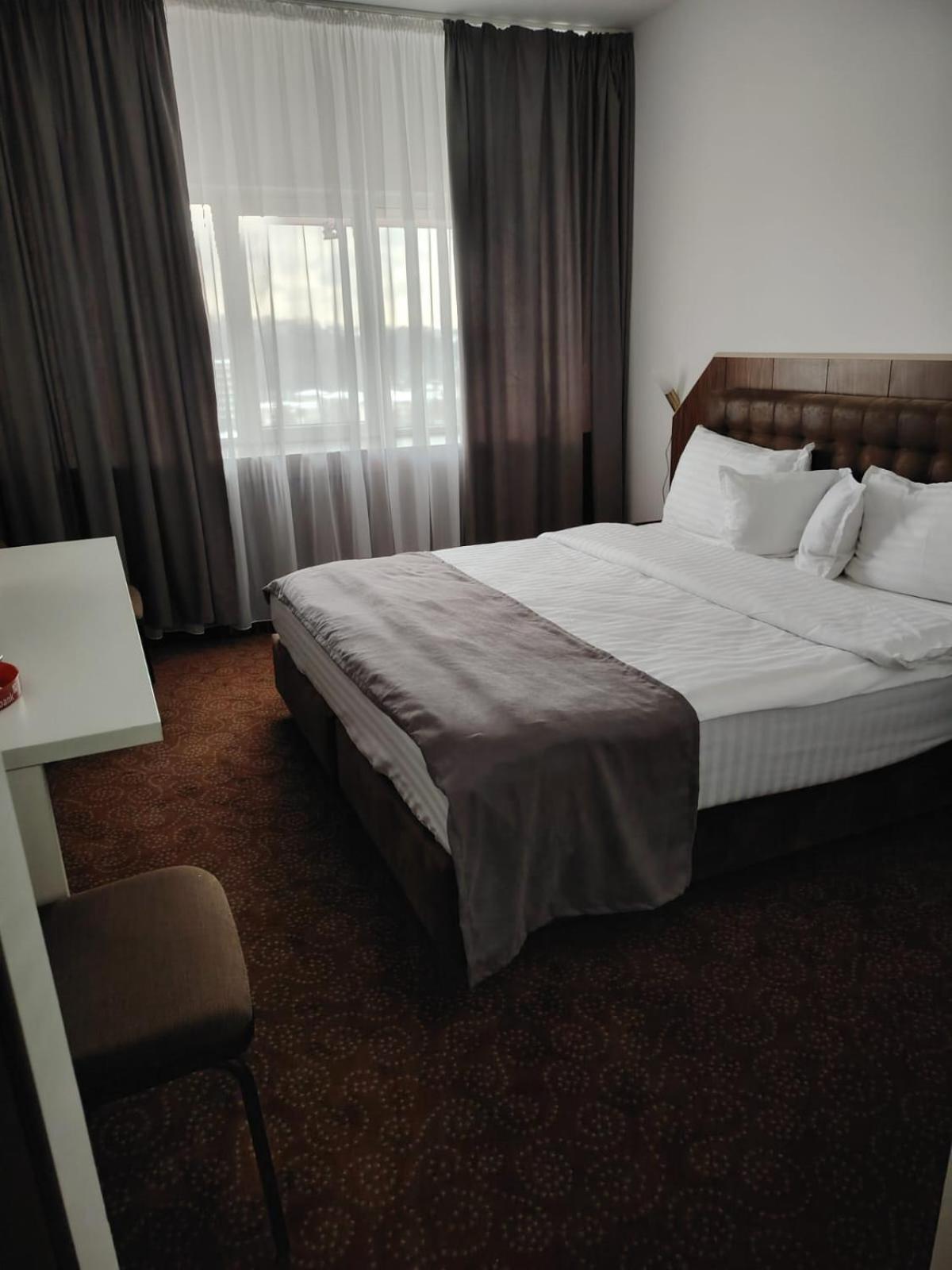 Hotel Bucovina Suceava Buitenkant foto