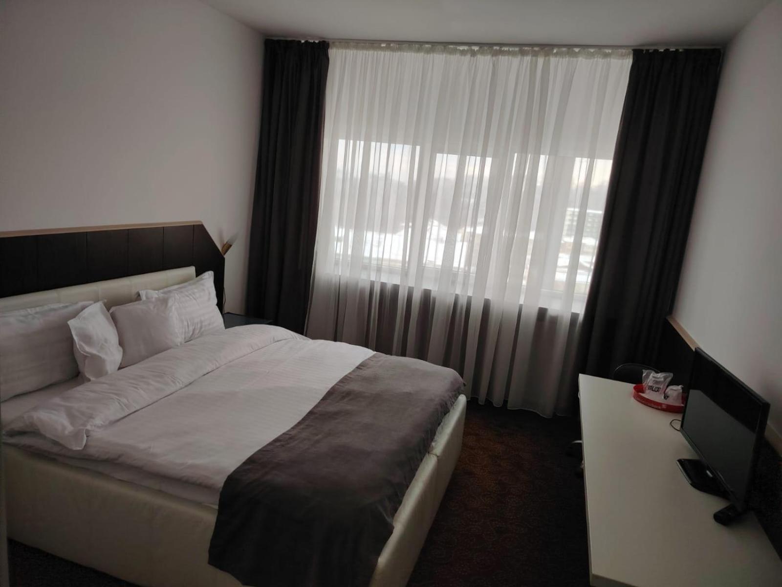 Hotel Bucovina Suceava Buitenkant foto