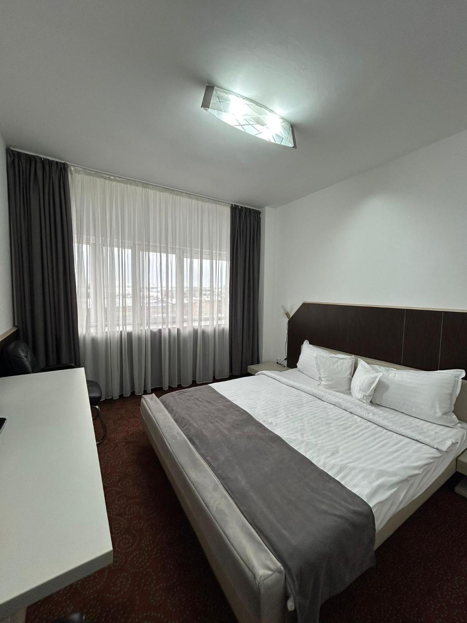 Hotel Bucovina Suceava Buitenkant foto