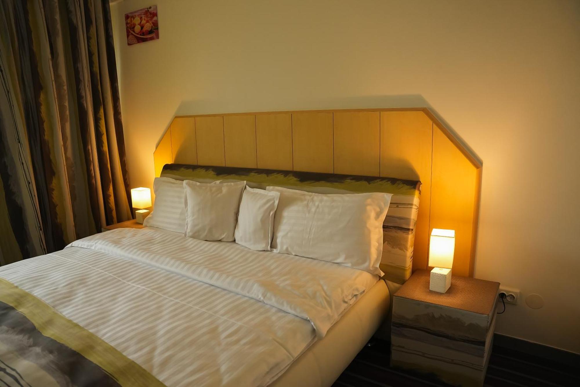 Hotel Bucovina Suceava Buitenkant foto