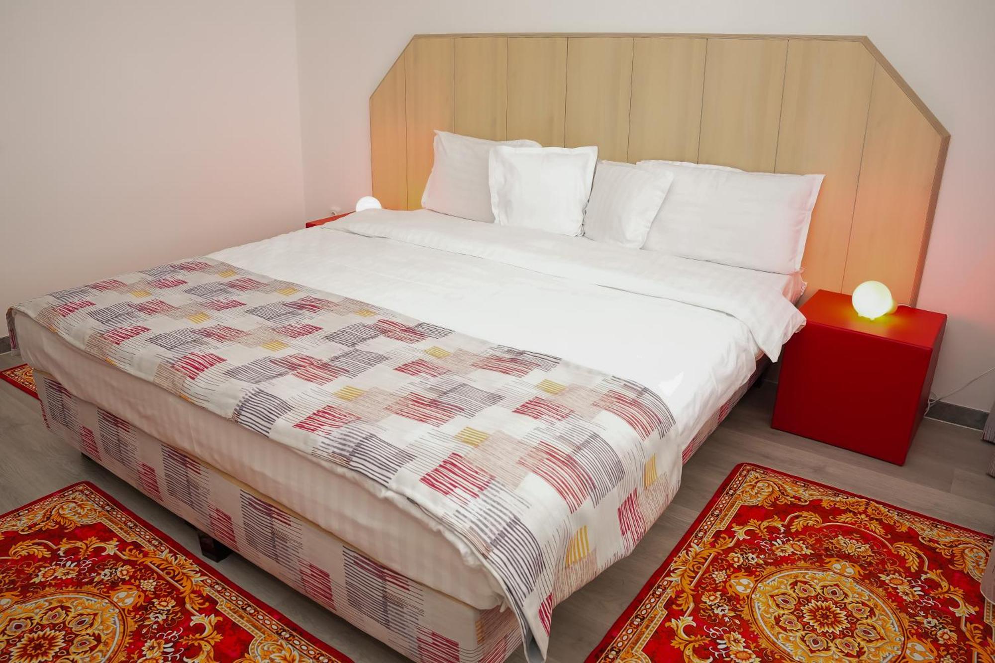 Hotel Bucovina Suceava Buitenkant foto