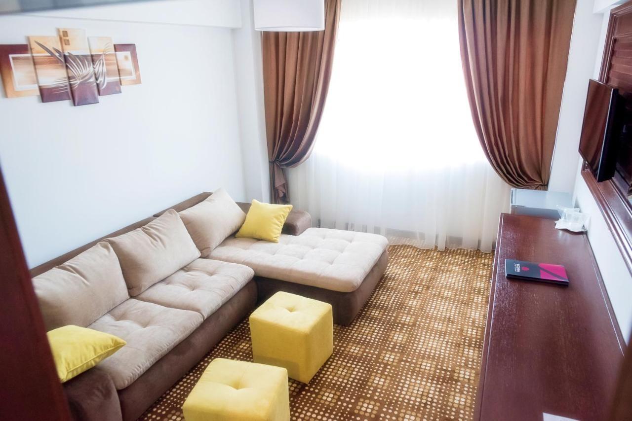 Hotel Bucovina Suceava Buitenkant foto